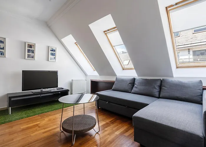 Whistle Living Apartment